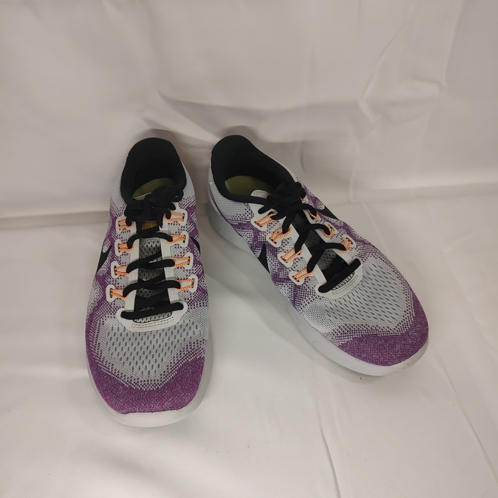 Nike Womens Free RN 2017 880840-102 White Purple Running Shoes Sneakers Size 7.5
